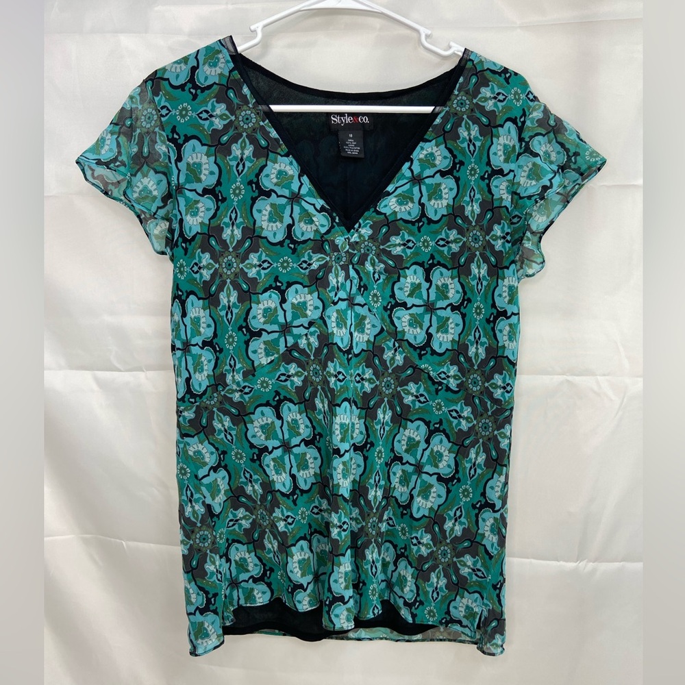 EUC Vintage Style & Co women’s green blue geometric floral ruffle silk blouse 18